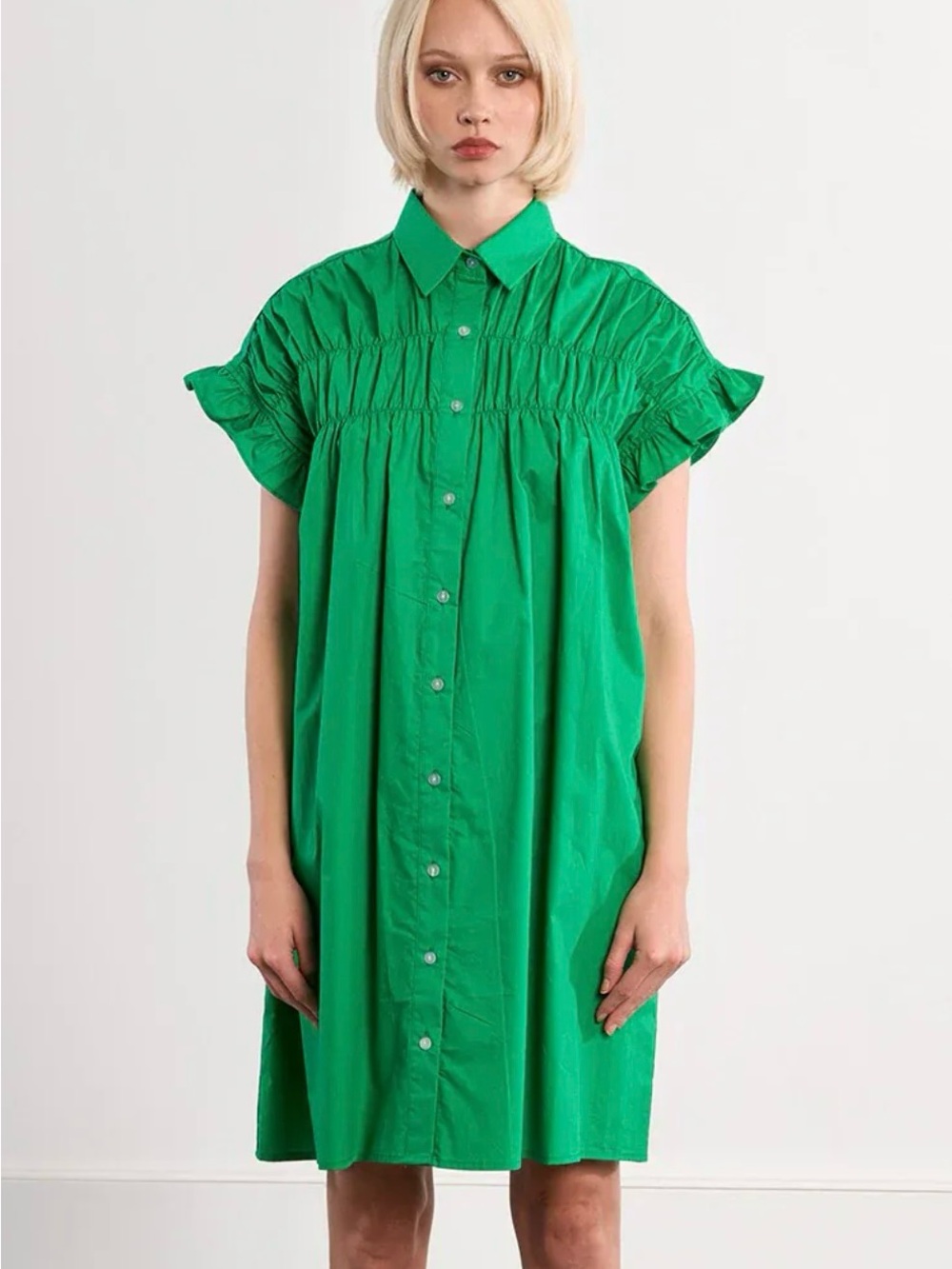 Women's Emerald Green Ruffle-Sleeve Button Tunic - On Running